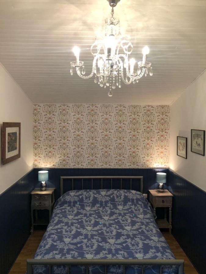 Hébergement de vacances Holli - Charming 2 Bedrooms With Terrace. *
