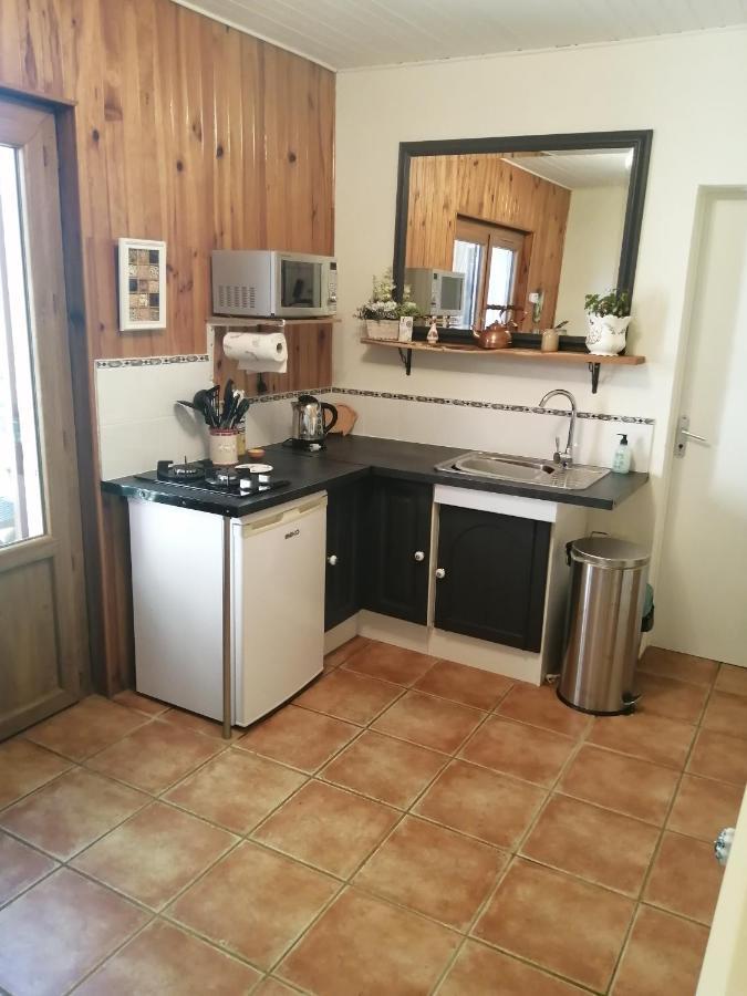 Hébergement de vacances Holli - Charming 2 Bedrooms With Terrace.